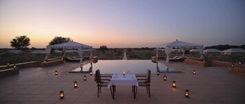 Seasonal outdoor pool