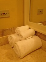 Luxury Διαμέρισμα, 2 Υπνοδωμάτια, 2 Μπάνια, Θέα στην Πόλη | 2 υπνοδωμάτια, σεντόνια από αιγυπτιακό βαμβάκι 