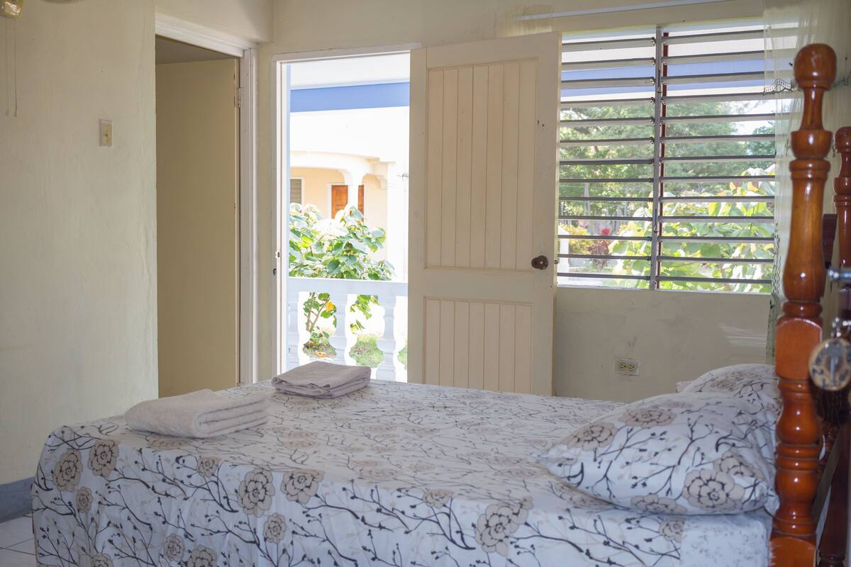 1 bedroom, premium bedding, cots/infant beds, free WiFi