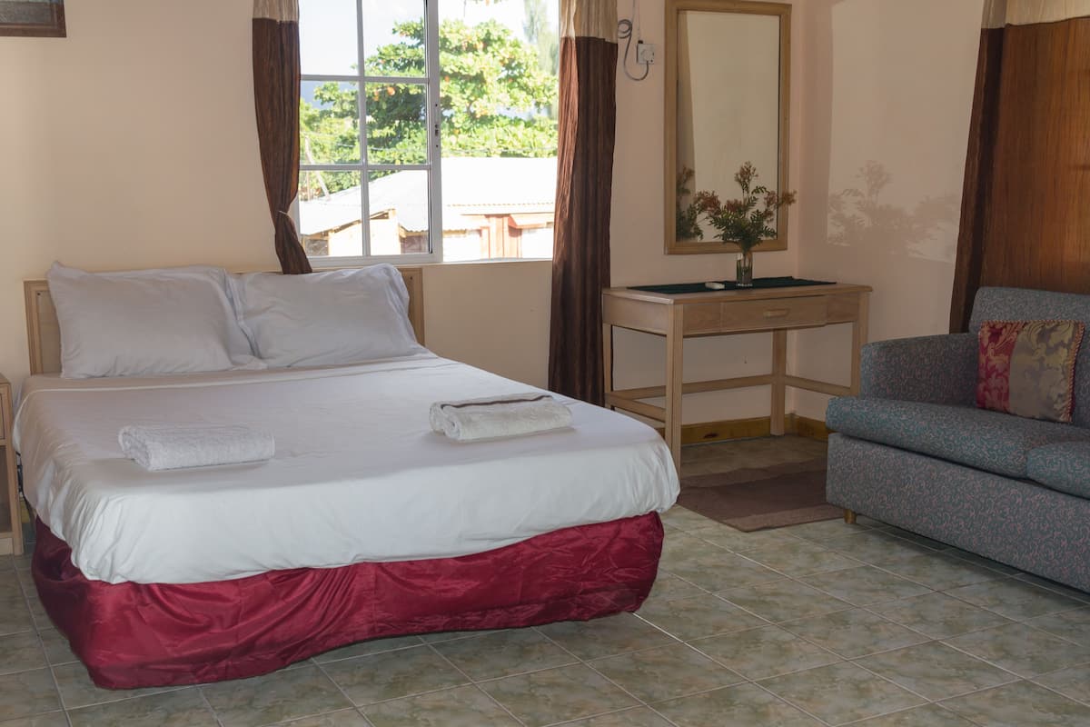 1 bedroom, premium bedding, cots/infant beds, free WiFi