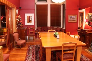 Flat-screen TV, fireplace, DVD player, pay films