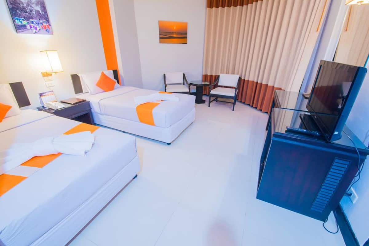 Habitación superior con 2 camas individuales | Minibar y wifi gratis
