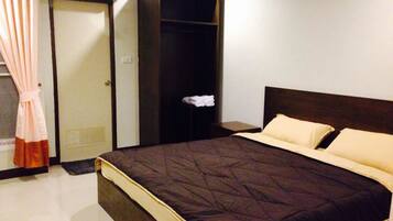 Rollaway beds, free WiFi