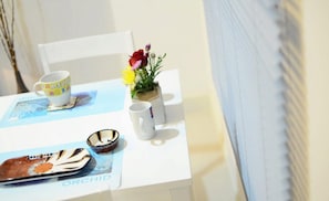 Deluxe Room | Desk, soundproofing, rollaway beds, free WiFi - Pitikant Place (Lam Luk Ka)