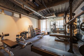 Gym - obi Hostel (Tokyo)