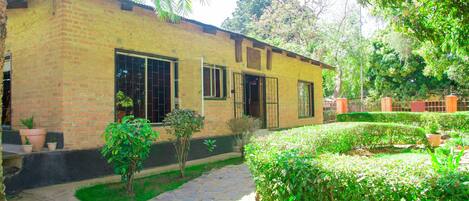 Double or Twin Room | In-room safe, desk, rollaway beds, free WiFi