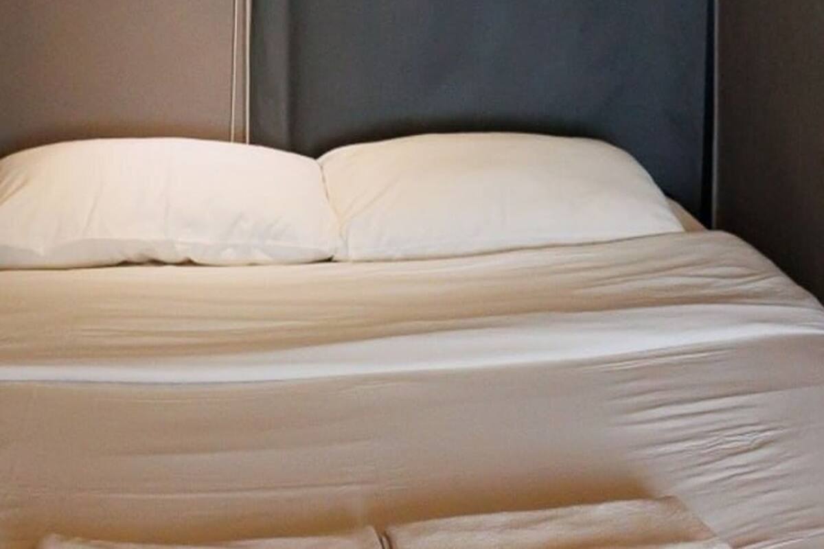Standard Room | Meja, Wi-fi percuma, cadar katil 