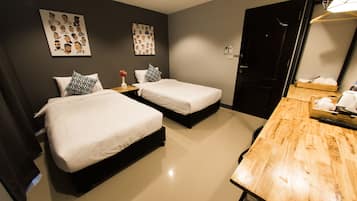Deluxe Twin Room | Desk, rollaway beds, free WiFi