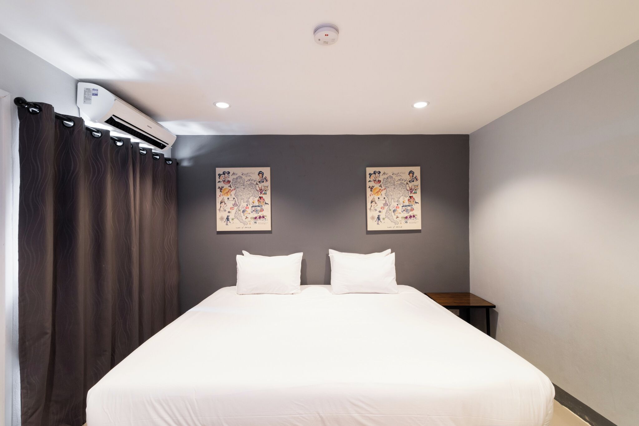 deluxe double room | desk, rollaway beds, free wifi