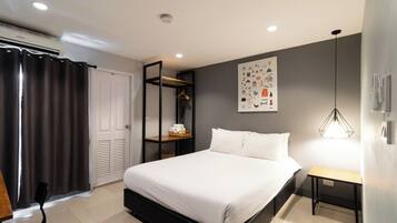 Superior Double Room | Desk, rollaway beds, free WiFi