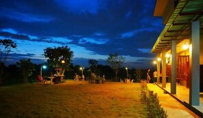Property grounds - The Vacation Baanraipaina (San Kamphaeng)