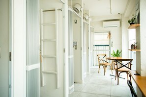 Mökki, sekamajoitus, tupakointi kielletty | Ilmainen Wi-Fi, vuodevaatteet