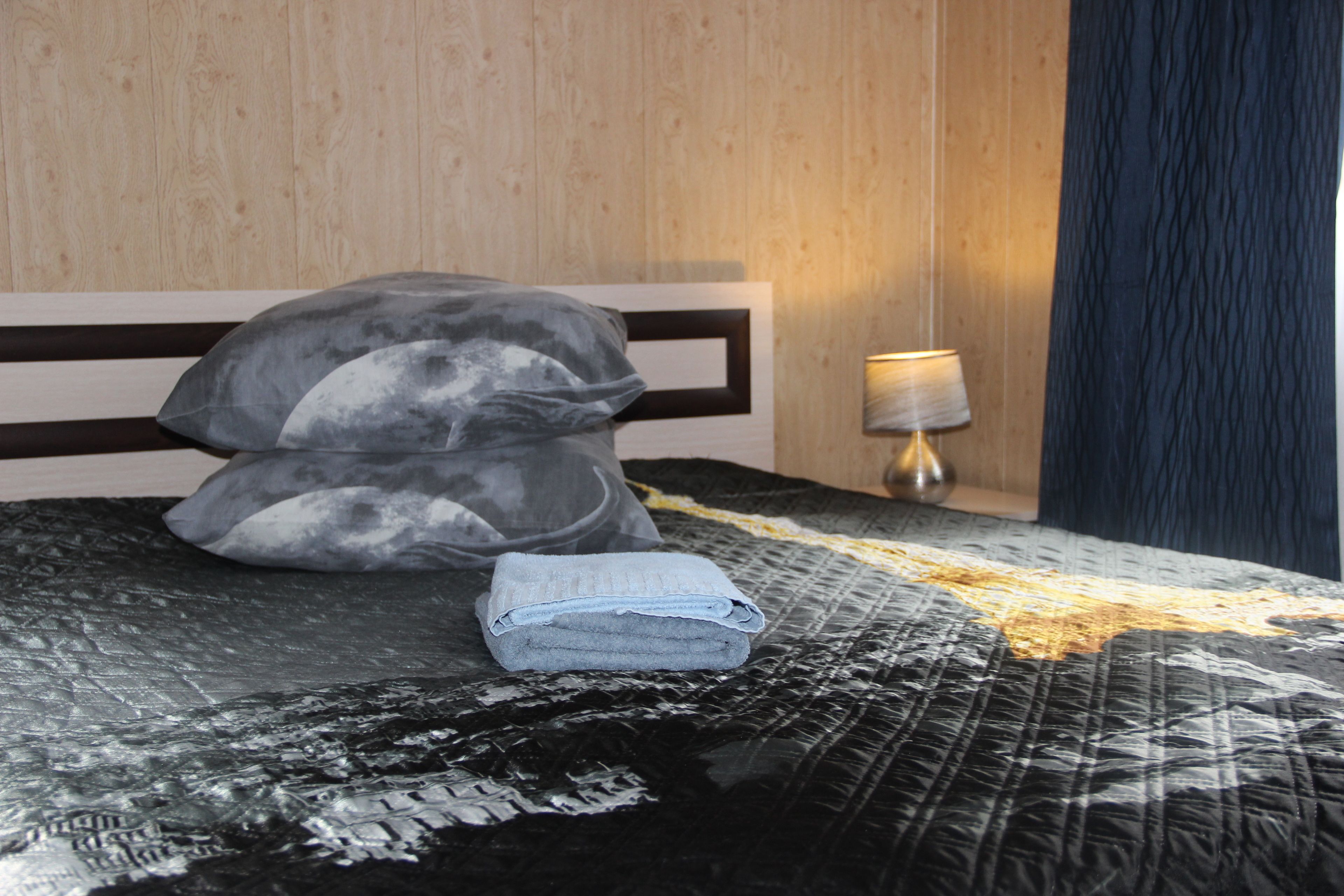 Sviitti, poreamme | Työpöytä, silitysrauta/-lauta, ilmainen Wi-Fi