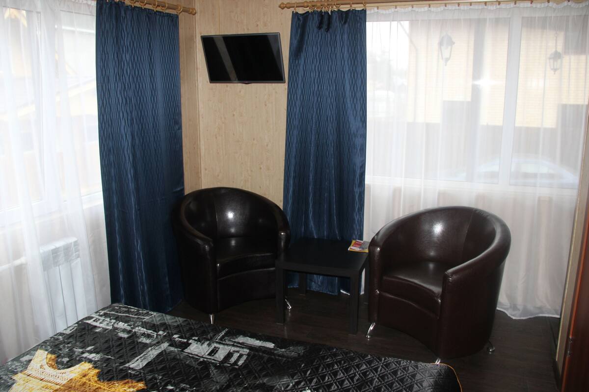Suite, baignoire Ă jets | Bureau, fer et planche Ă repasser, accĂšs au Wi-Fi (inclus)