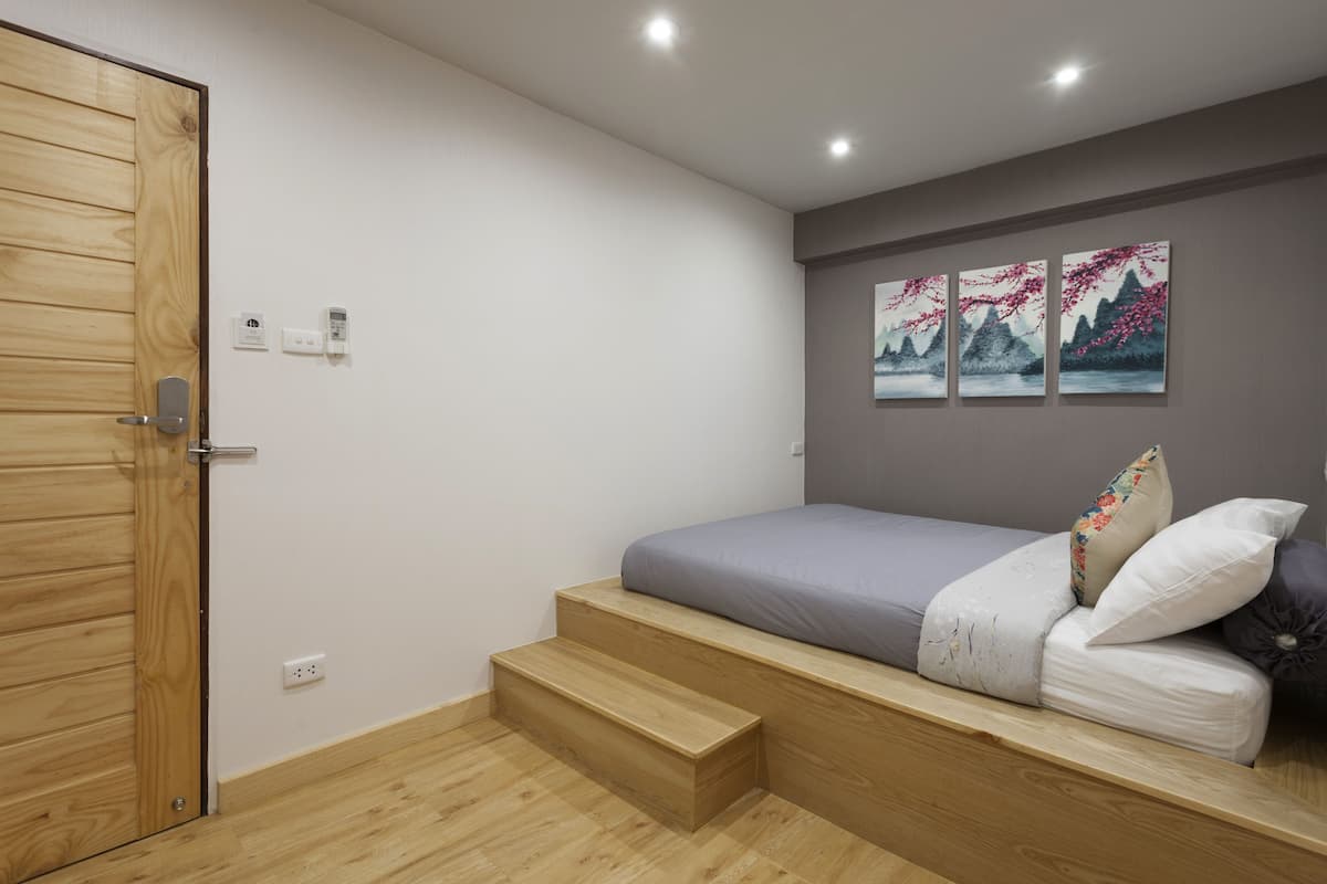Superior Room, 1 Queen Bed | WiFi