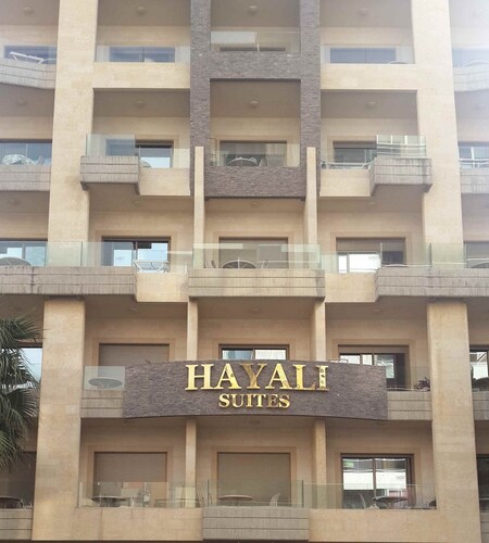 Hayali Suites