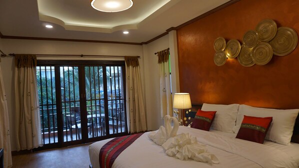 Standard-Doppelzimmer | Minibar, Zimmersafe, Schreibtisch, Zustellbetten