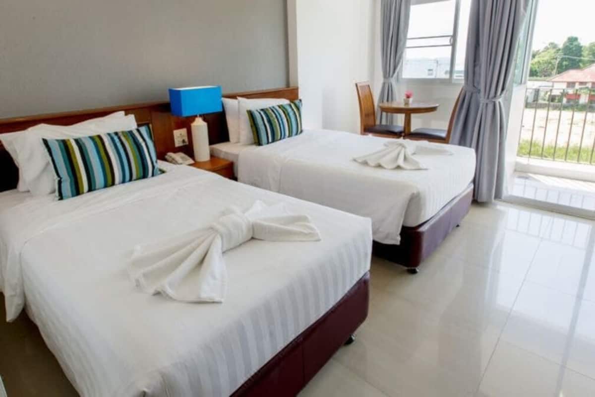 Free minibar, in-room safe, individually decorated, desk