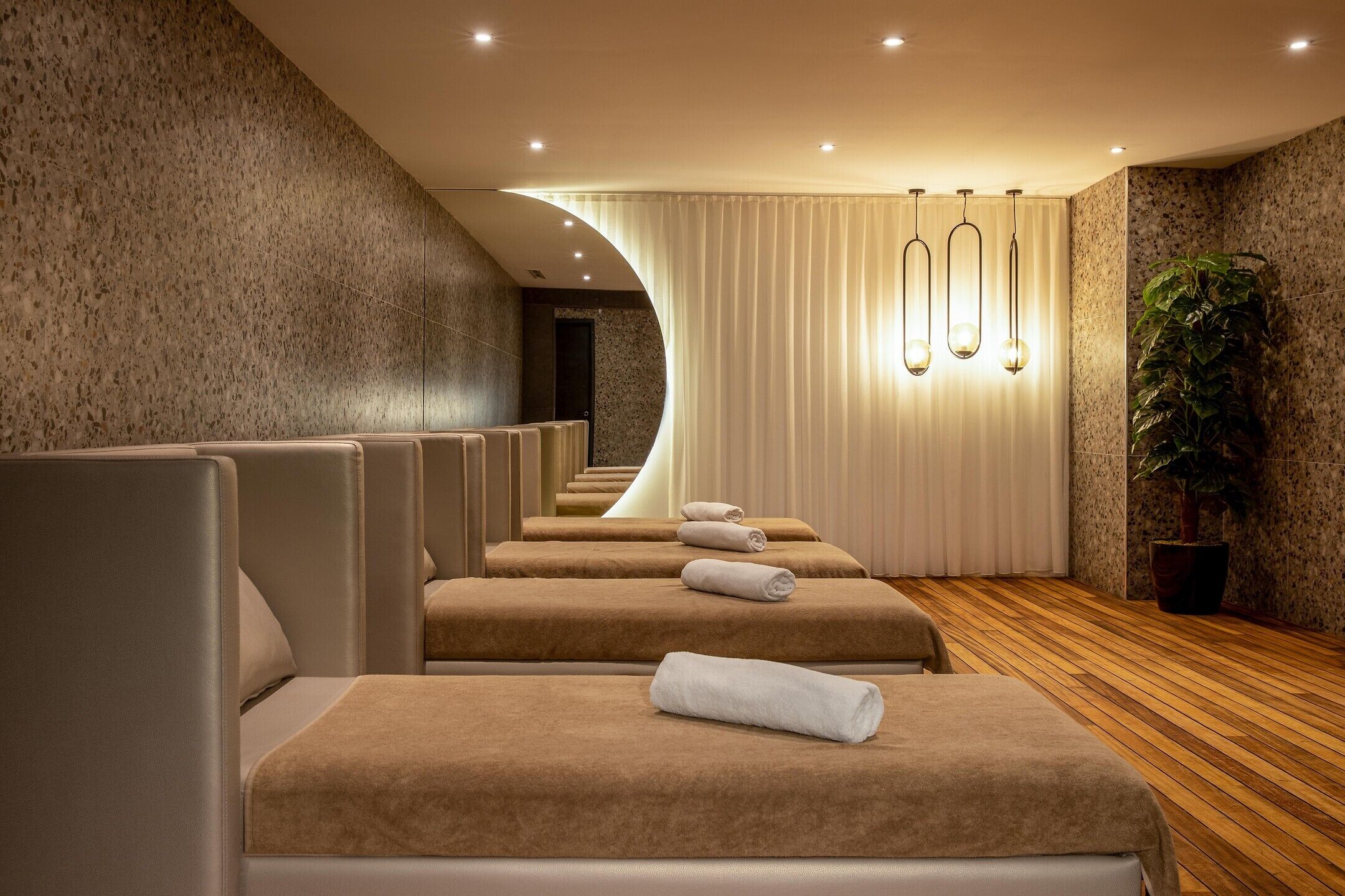 turkish bath/hammam, facials, massages