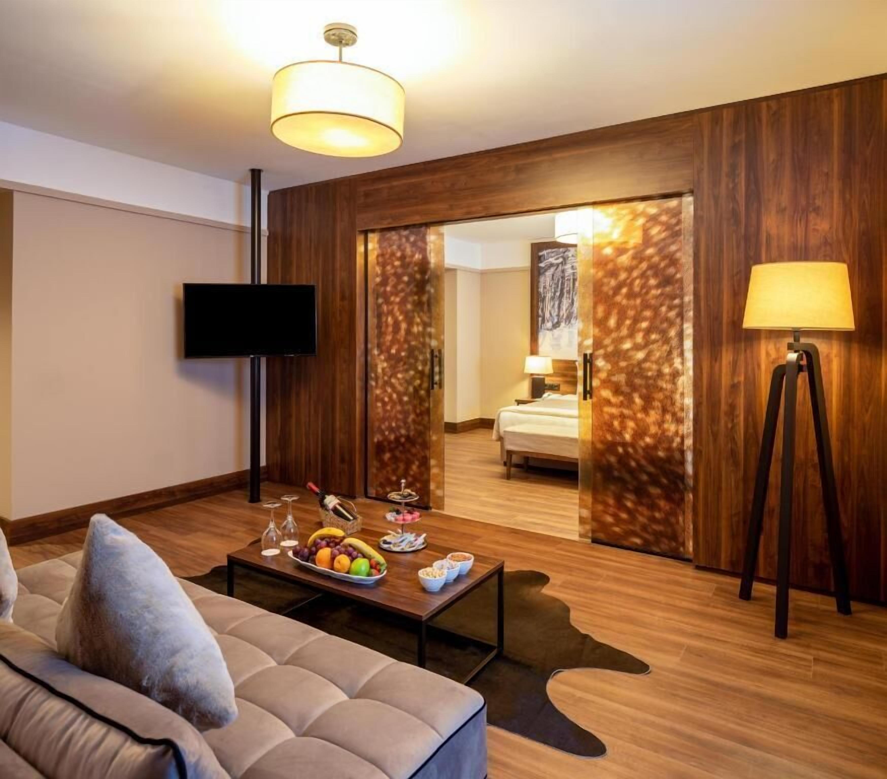 1 bedroom, minibar, in-room safe, desk