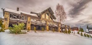 Bagian depan properti