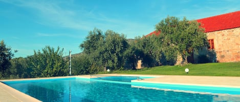 Seasonal outdoor pool