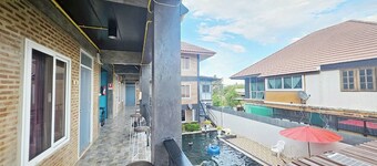 ORA HOUSE