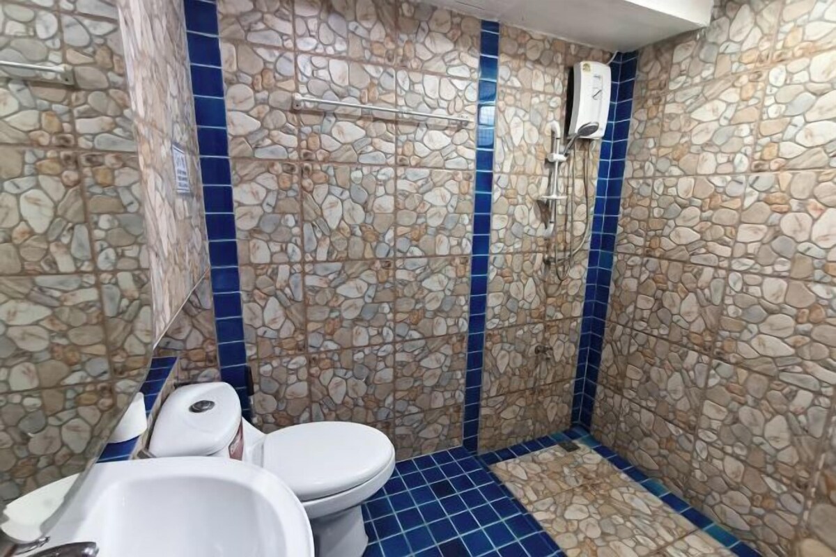Bathroom | Shower, free toiletries, hair dryer, towels