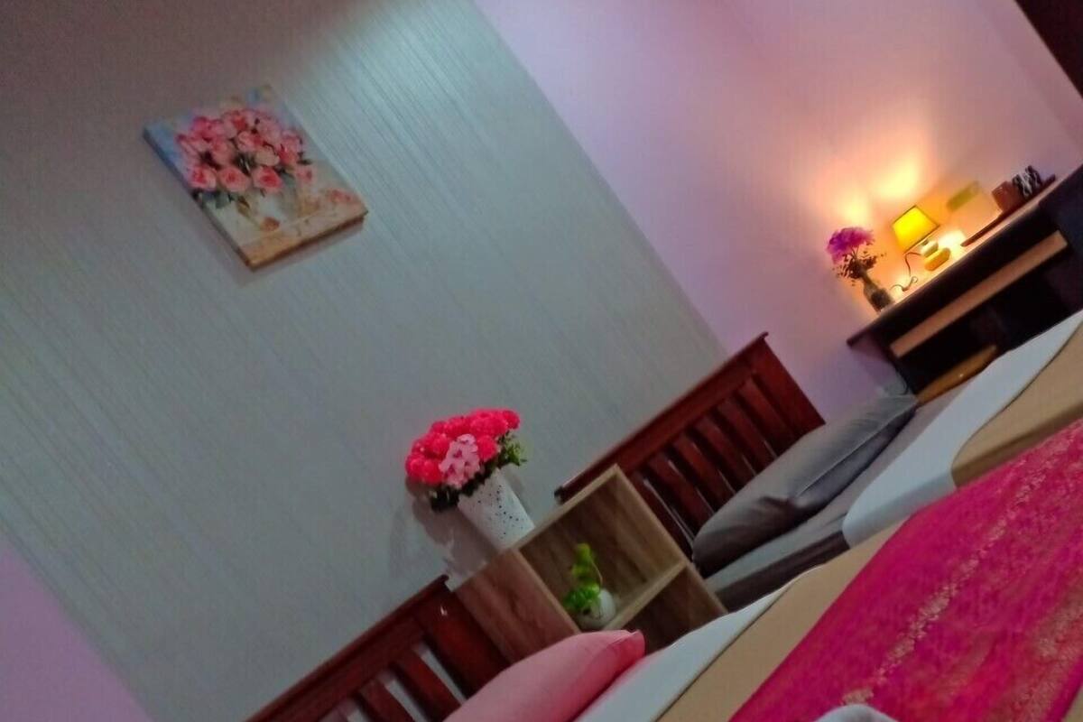 三人房 | 書桌、熨斗/熨衣板、折疊床/加床、免費無線上網