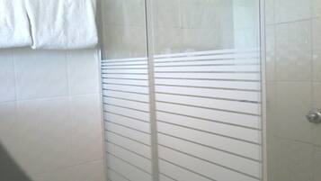 Standard Double Room, Garden View | Bathroom shower
