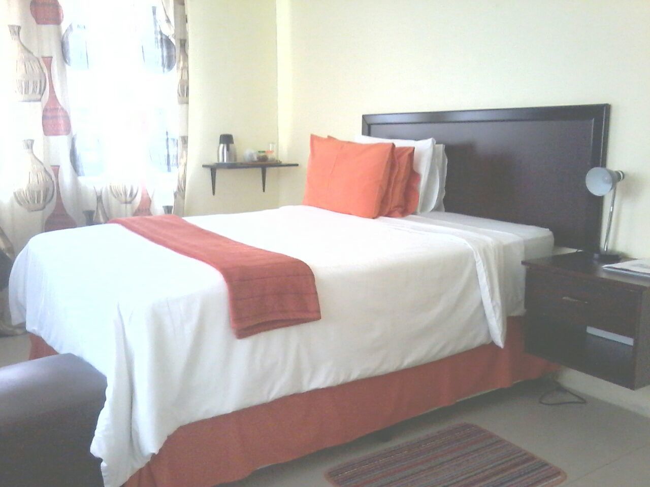 Standard Double Room, Garden View | Desk, free WiFi