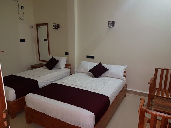 Deluxe Double or Twin Room, Garden View | Premium bedding, individually decorated, desk, iron/ironing board