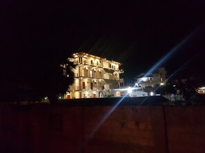 Exterior - Luxury Everest Hotel (Trincomalee)