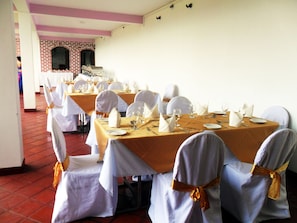 Reception hall - Mahaweli Regent Hotel (Kandy)