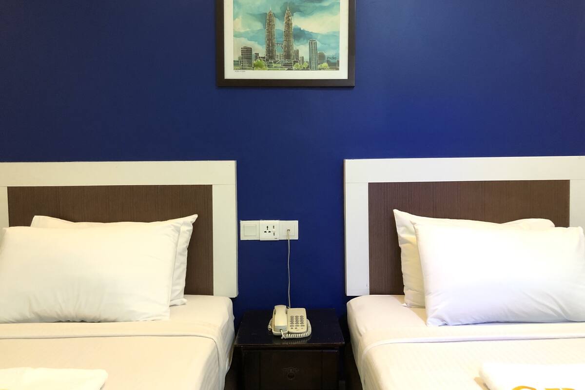 superior twin room | iron/ironing board, free wifi