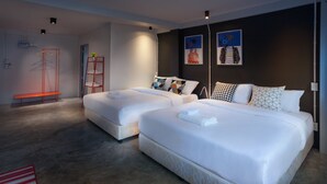 Deluxe 2 Queen Beds with Balcony | Truy cập Internet không dây miễn phí 
