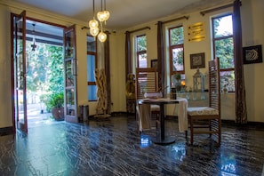 Interior entrance - Tulia Boutique Hotel and Spa (Arusha)