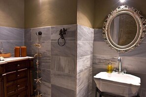 Villa, 2 Bedrooms, Private Pool (Rogalida) | Bathroom