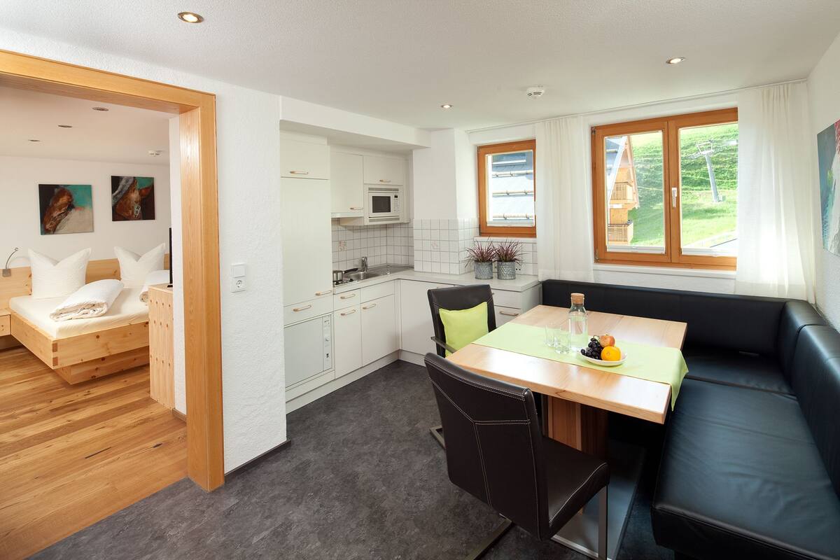 Superior Apartment, 2 Bedrooms (4) | Living area | Flat-screen TV