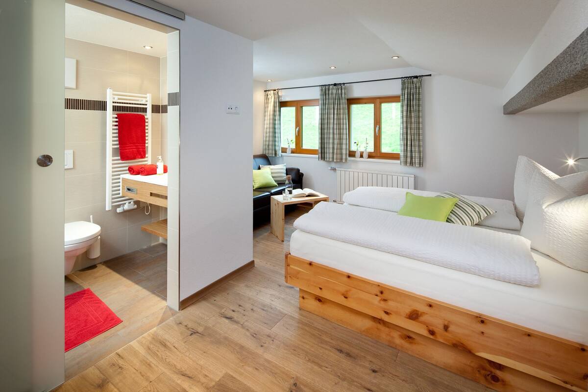 In-room safe, soundproofing, cots/infant beds, free WiFi