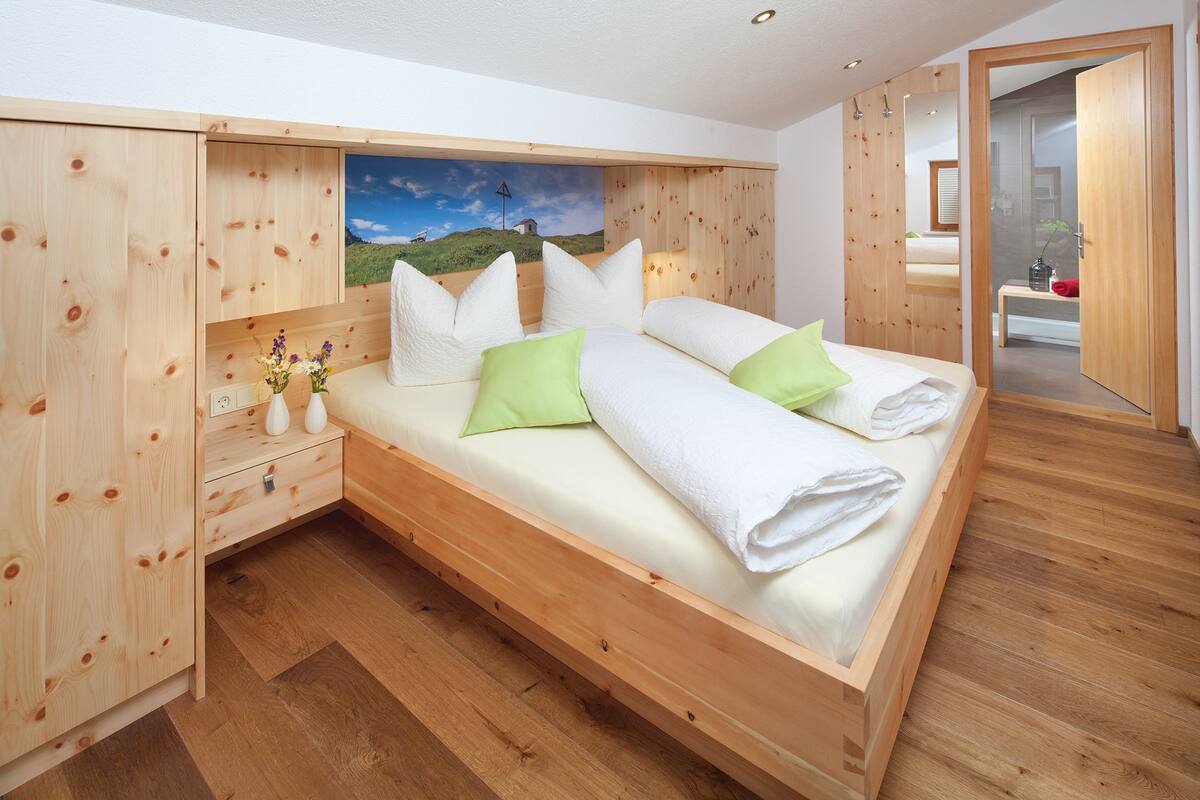 Comfort Apartment, 2 Bedrooms (6) | In-room safe, soundproofing, cots/infant beds, free WiFi