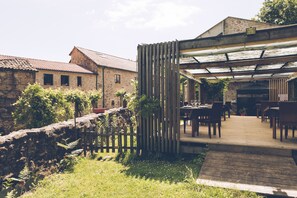 ศูนย์อาหาร