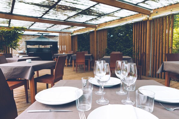 ศูนย์อาหาร