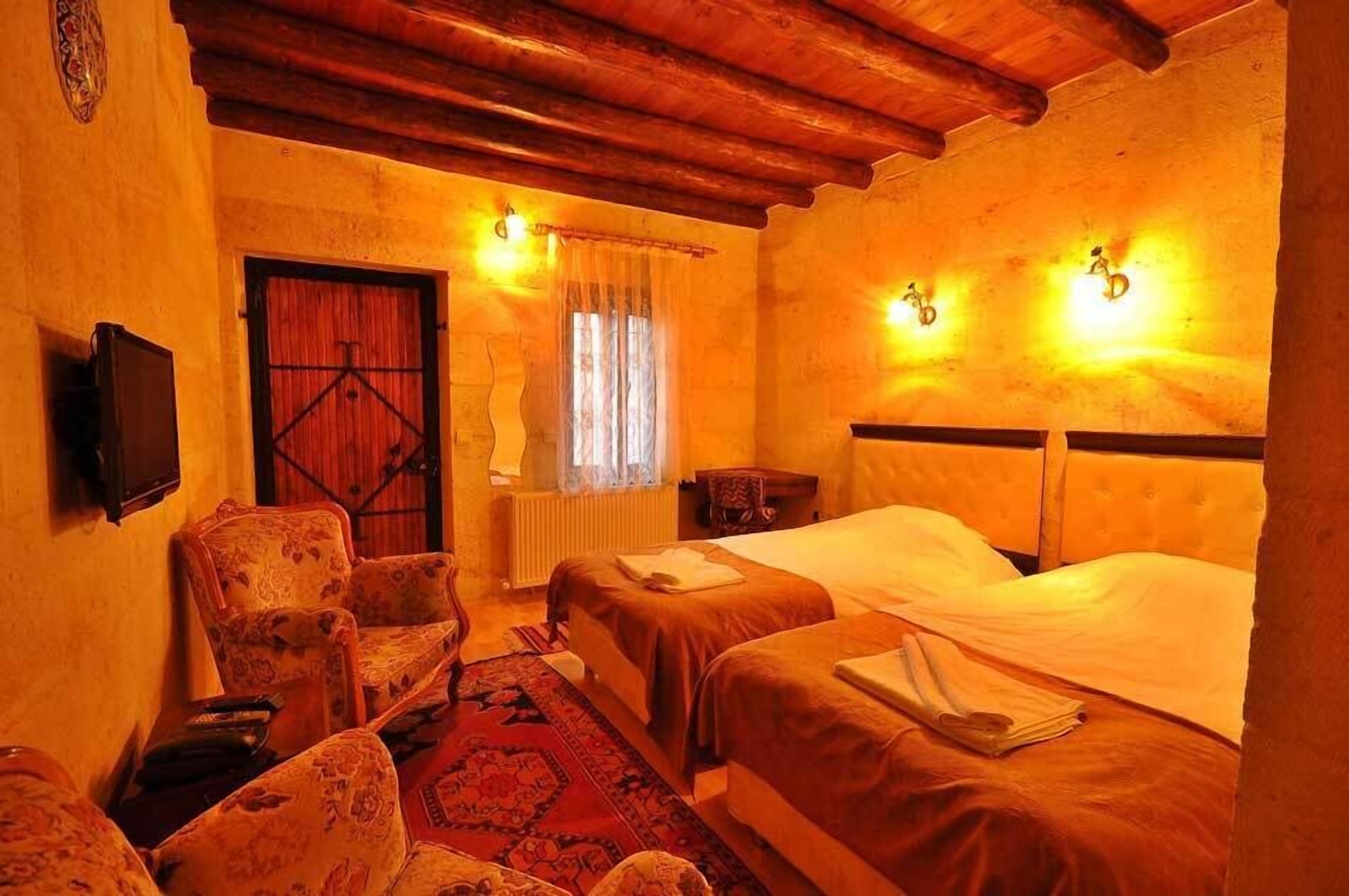 standard twin room | premium bedding, minibar, in-room safe, free wifi