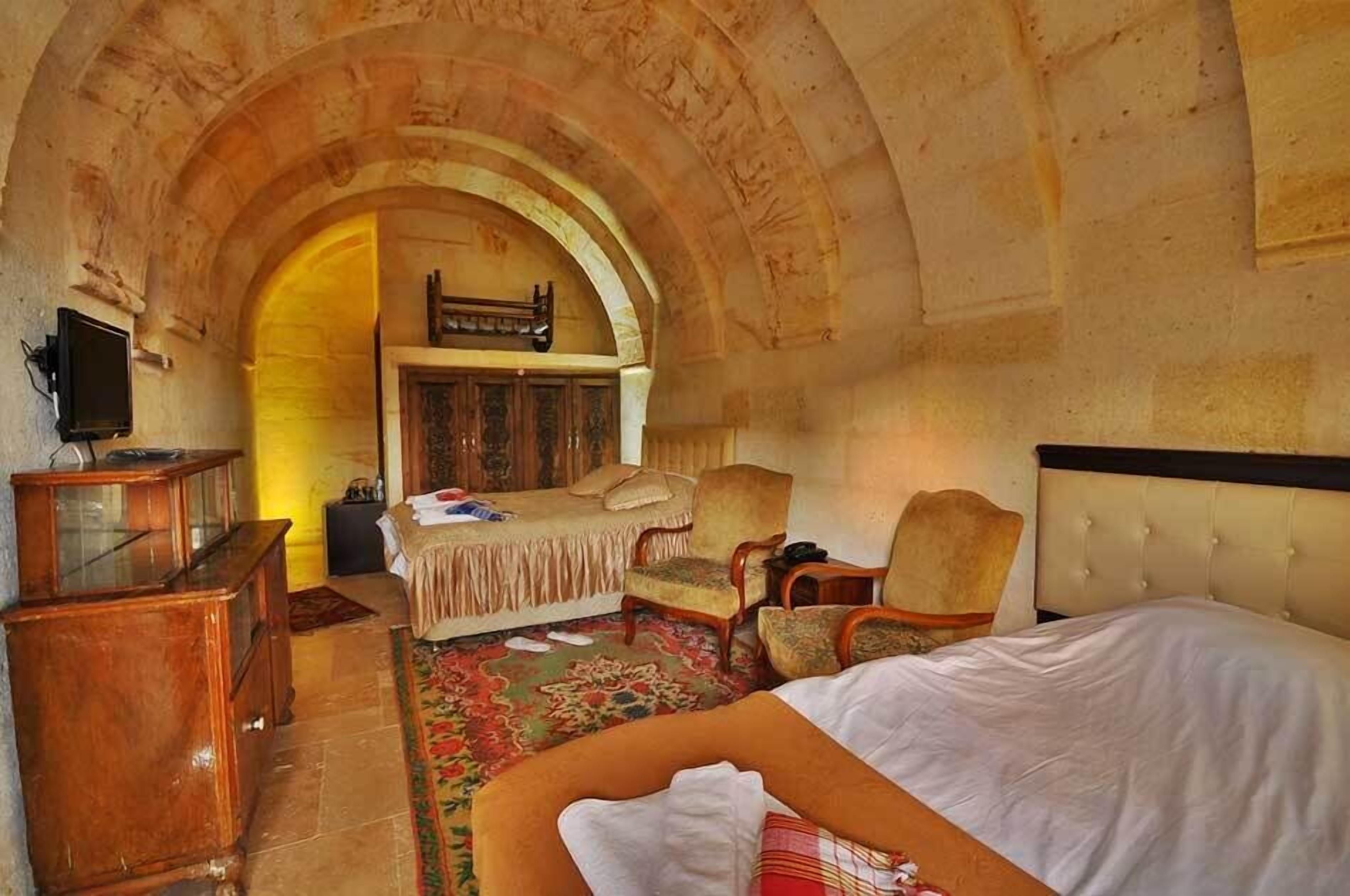 deluxe triple room | premium bedding, minibar, in-room safe, free wifi