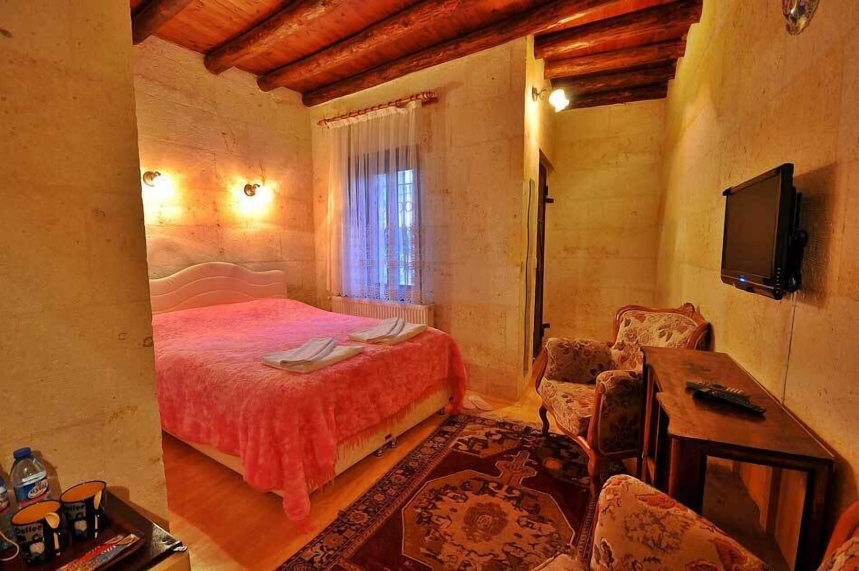 Ropa de cama de alta calidad y minibar 