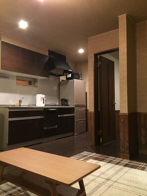 Apartment, 3 Bedrooms | Private kitchen | Fridge, microwave, oven, stovetop - A1 Niseko (Kutchan)