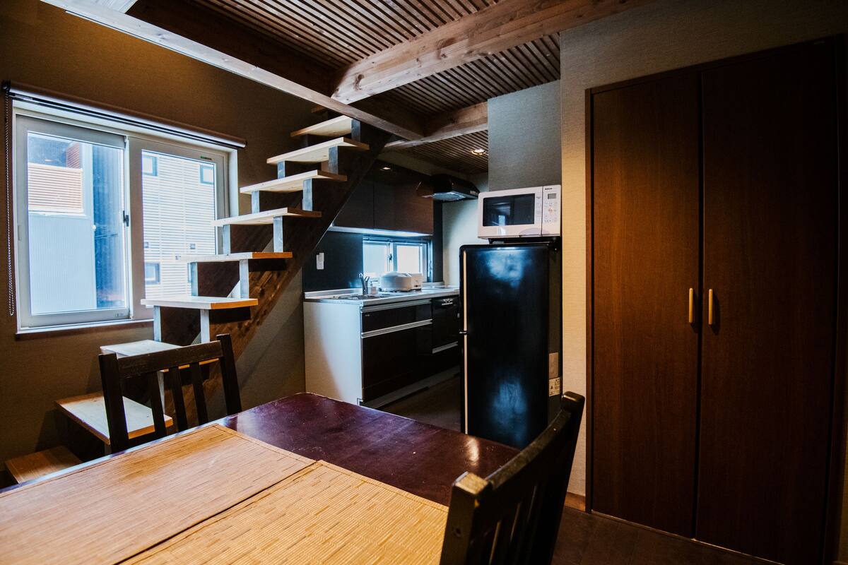 Apartment, 1 Bedroom | Living area | 30-inch LCD TV with cable channels, TV