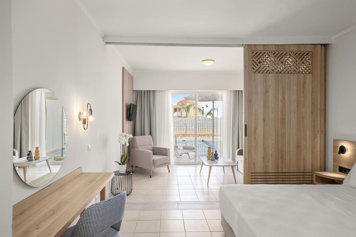 Superior Family Room Sharing Pool | 1 bedroom, minibar, in-room safe, free cribs/infant beds