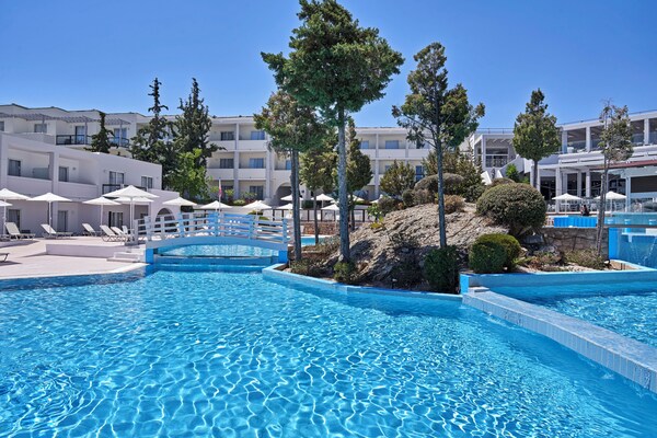 “Kiotari Miraluna Beach Resort” - Rhodes
